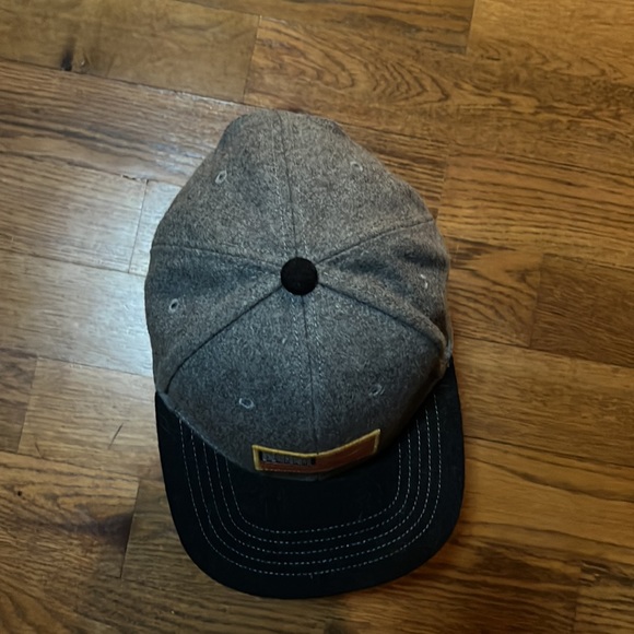 American Eagle USA American flag snapback hat charcoal gray in color - Picture 2 of 8